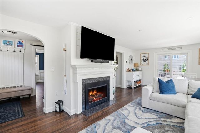 16 Damon Rd, Scituate, MA 02066