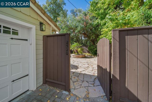 2520 San Miguel Dr, Walnut Creek, CA 94596