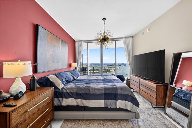 1100 Biscayne Blvd 5502, Miami, FL 33132