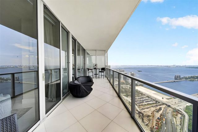 1100 Biscayne Blvd 5502, Miami, FL 33132