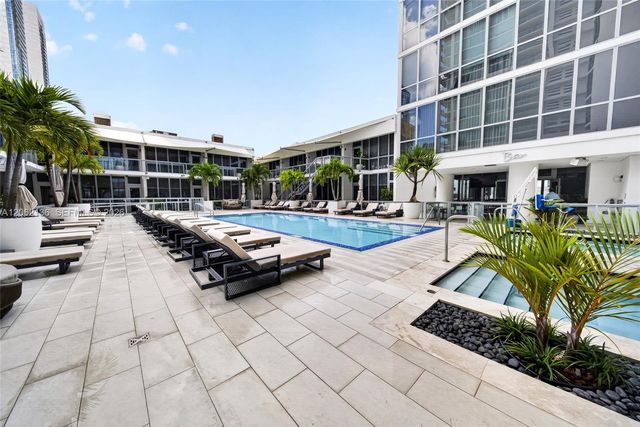 1100 Biscayne Blvd 5502, Miami, FL 33132