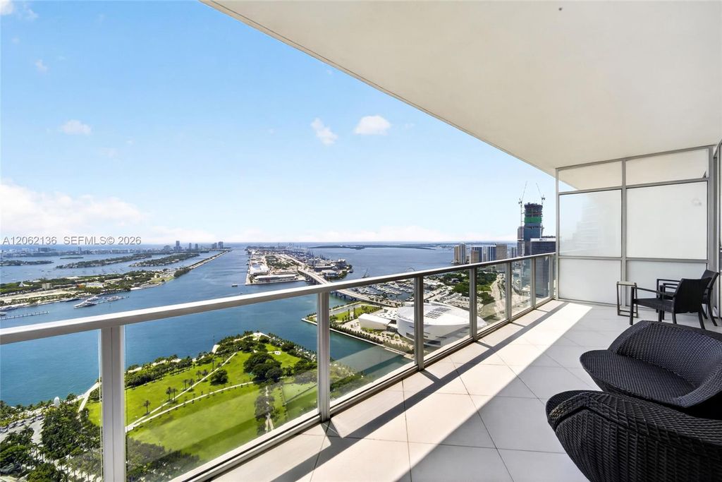 1100 Biscayne Blvd 5502, Miami, FL 33132