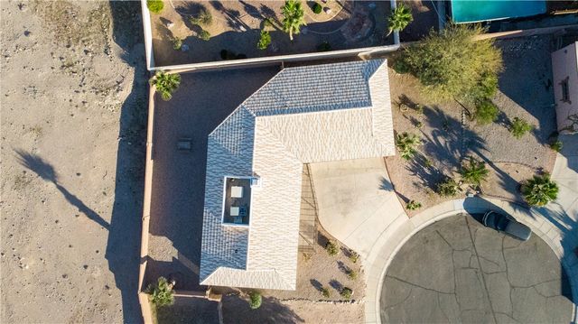 2221 Family Circle, Bullhead City, AZ 86442