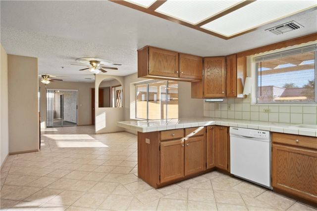 2221 Family Circle, Bullhead City, AZ 86442