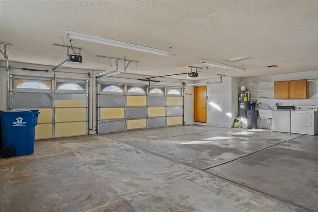 2221 Family Circle, Bullhead City, AZ 86442