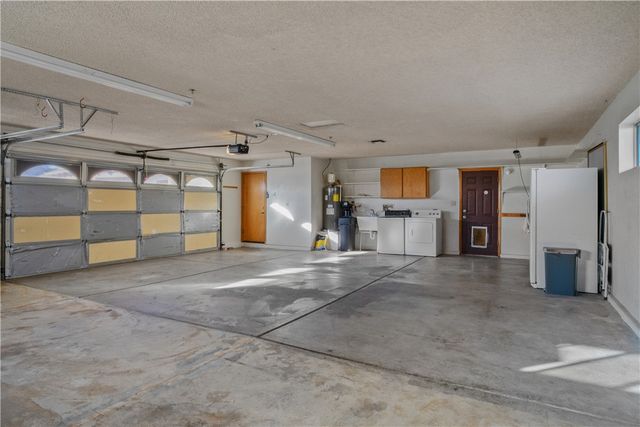 2221 Family Circle, Bullhead City, AZ 86442