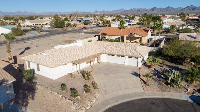2221 Family Circle, Bullhead City, AZ 86442