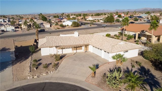 2221 Family Circle, Bullhead City, AZ 86442