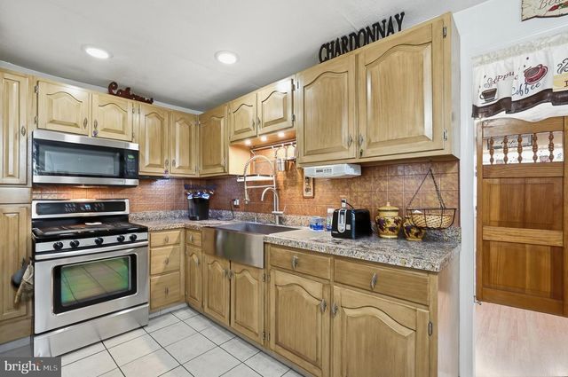 906 MAURI AVE, Croydon, PA 19021