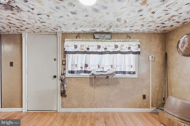 906 MAURI AVE, Croydon, PA 19021