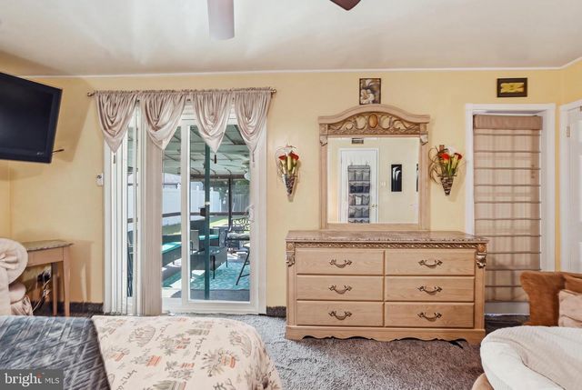 906 MAURI AVE, Croydon, PA 19021