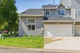 670 Kingfisher Lane G, Woodbury, MN 55125