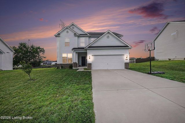4009 Cobblestone Ln, La Grange, KY 40031