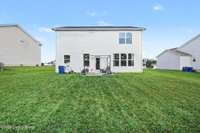 4009 Cobblestone Ln, La Grange, KY 40031