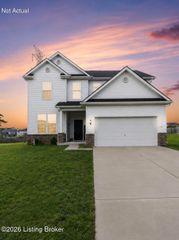 4009 Cobblestone Ln, La Grange, KY 40031