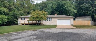 1700 Bambi Drive, Neosho, MO 64850