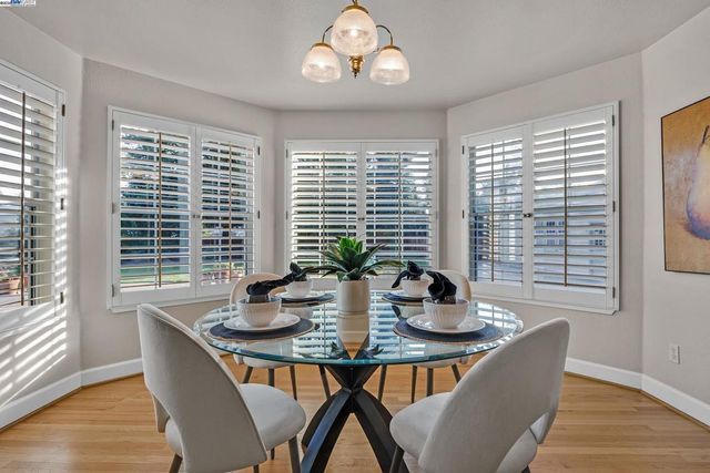 2215 Chardonnay Way, Livermore, CA 94550