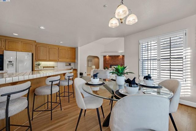 2215 Chardonnay Way, Livermore, CA 94550