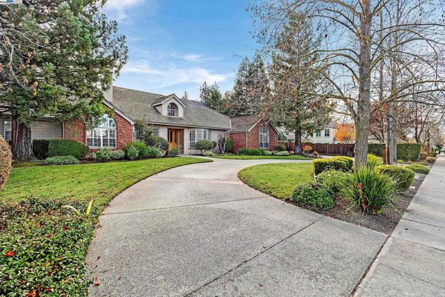 2215 Chardonnay Way, Livermore, CA 94550