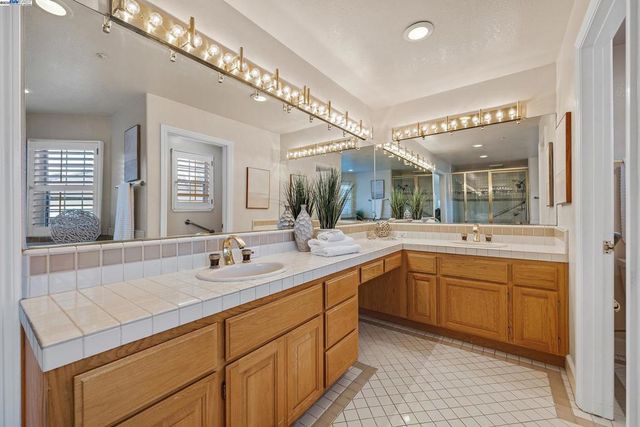 2215 Chardonnay Way, Livermore, CA 94550