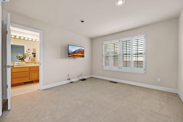 2215 Chardonnay Way, Livermore, CA 94550