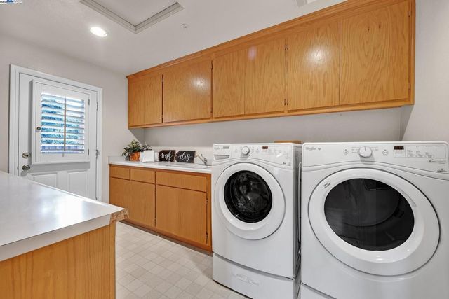 2215 Chardonnay Way, Livermore, CA 94550