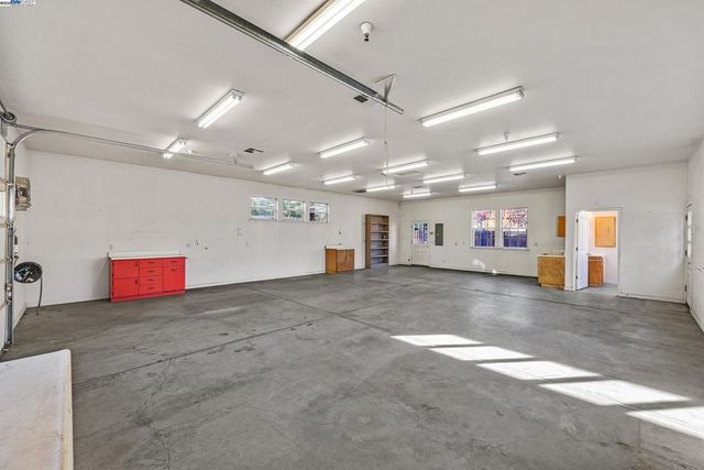 2215 Chardonnay Way, Livermore, CA 94550