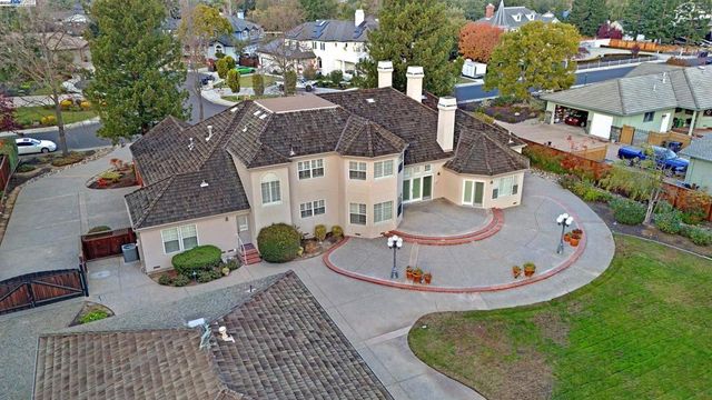 2215 Chardonnay Way, Livermore, CA 94550