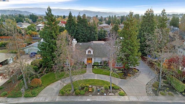 2215 Chardonnay Way, Livermore, CA 94550