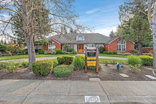 2215 Chardonnay Way, Livermore, CA 94550