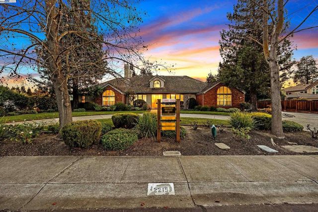 2215 Chardonnay Way, Livermore, CA 94550