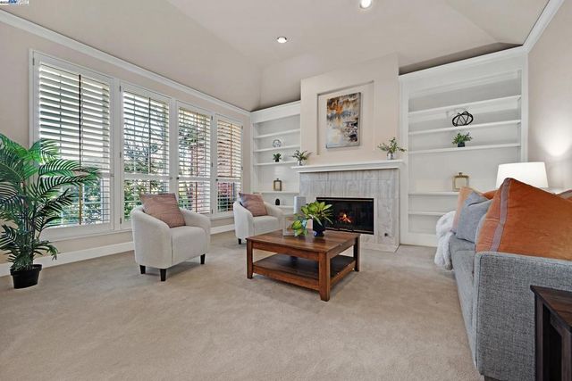 2215 Chardonnay Way, Livermore, CA 94550