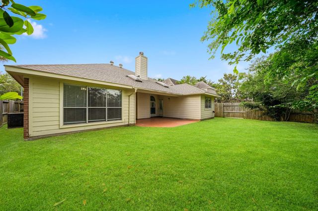 4723 Knights Branch Drive, Sugar Land, TX 77479