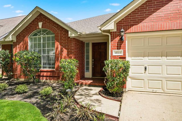 4723 Knights Branch Drive, Sugar Land, TX 77479