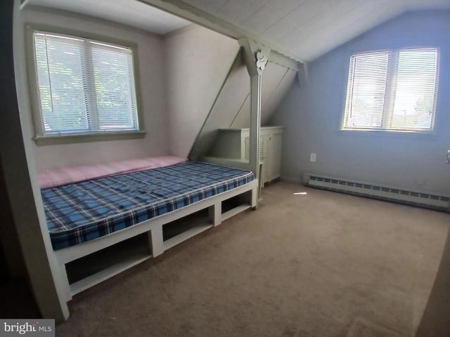 1548 W INDEPENDENCE ST, Coal Township, PA 17866