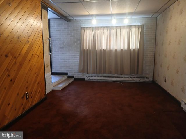 1548 W INDEPENDENCE ST, Coal Township, PA 17866