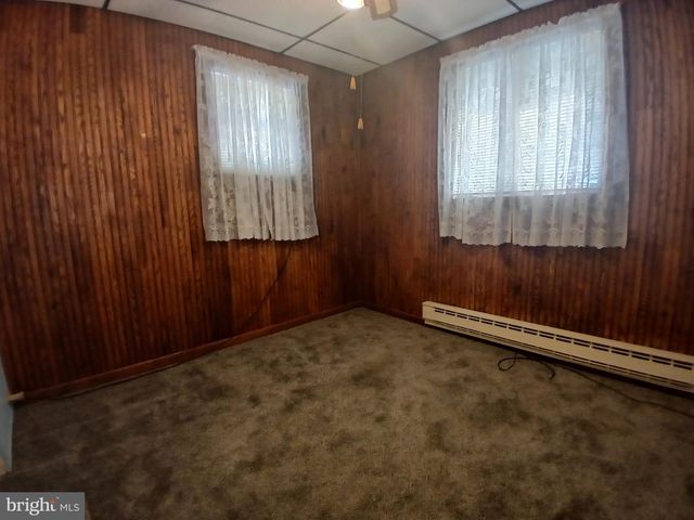 1548 W INDEPENDENCE ST, Coal Township, PA 17866