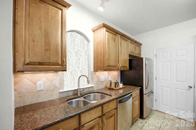 11574 Costigan Lane, Charlotte, NC 28277