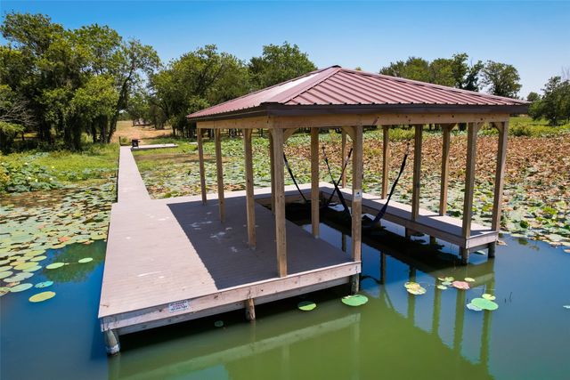 299 Sunset Cove, East Tawakoni, TX 75472