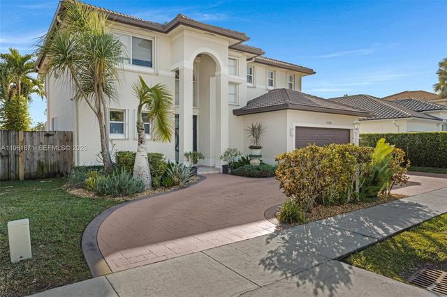 15910 SW 69th Ln, Miami, FL 33193