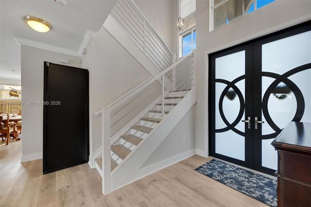 15910 SW 69th Ln, Miami, FL 33193