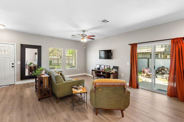 914 Bret LN, Austin, TX 78721