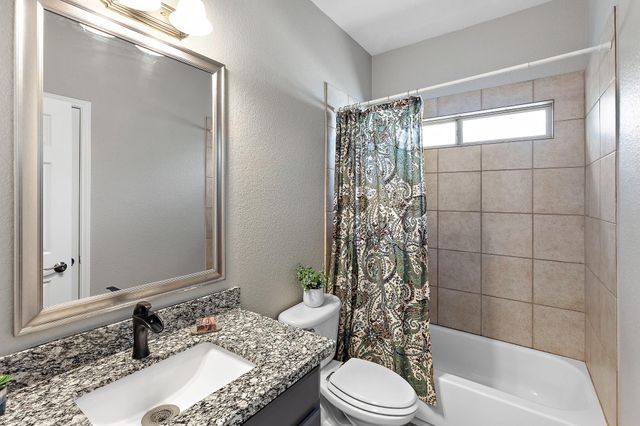 914 Bret LN, Austin, TX 78721