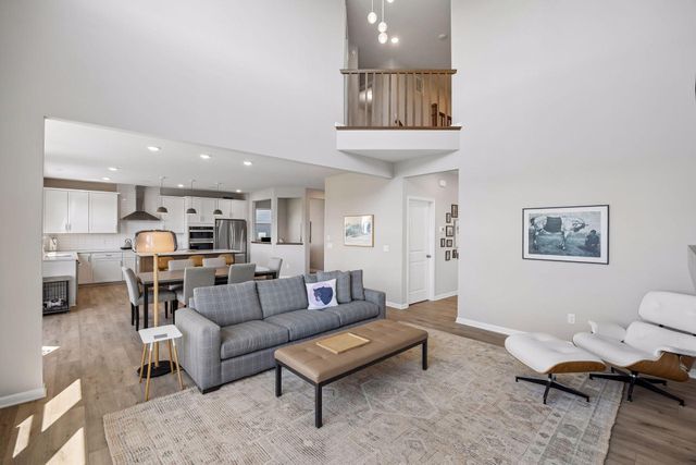 4941 Obsidian Way, Victoria, MN 55386