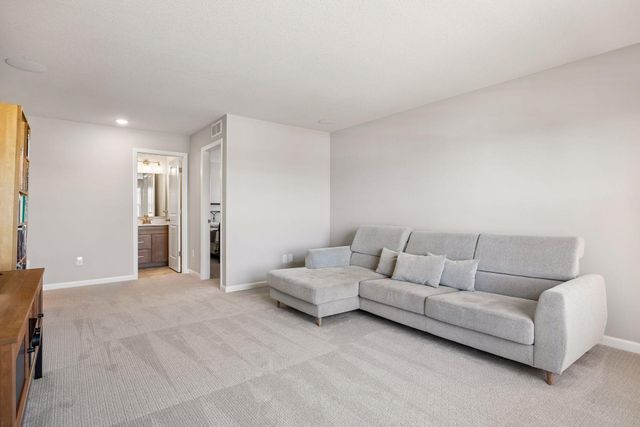 4941 Obsidian Way, Victoria, MN 55386