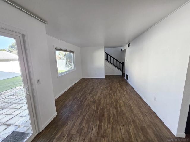 2230 Ledgeview Ln, Spring Valley, CA 91977