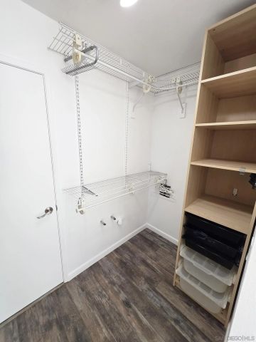 2230 Ledgeview Ln, Spring Valley, CA 91977