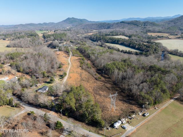 Fairview Rd, Tellico Plains, TN 37385