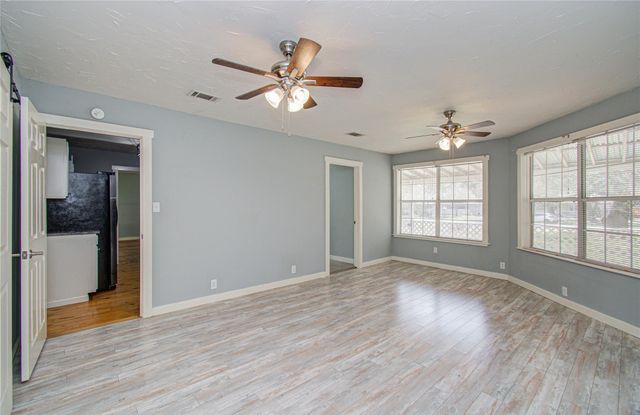 15510 Cypress Garden Drive A, Tomball, TX 77377