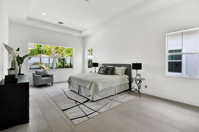 10238 Timber Creek Way, Palm Beach Gardens, FL 33412